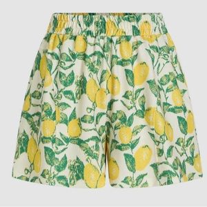Cider shorts NWT size medium lemon print